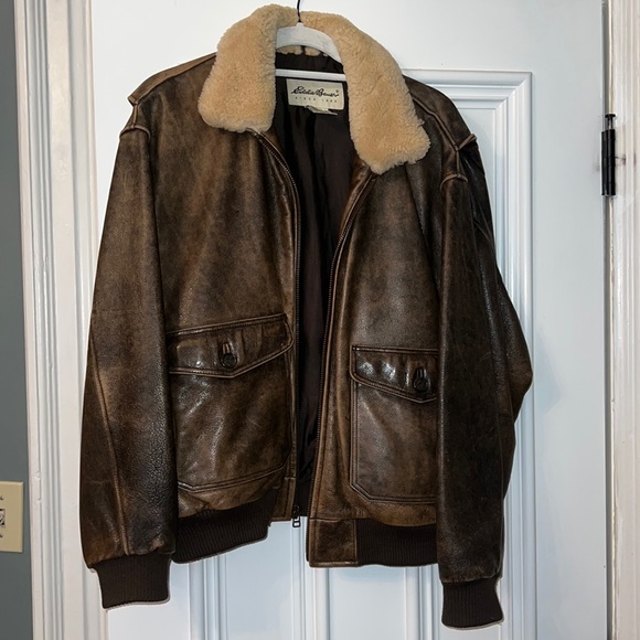 TRUE VINTAGE Eddie Bauer Leather Jacket - Picture 2 of 4